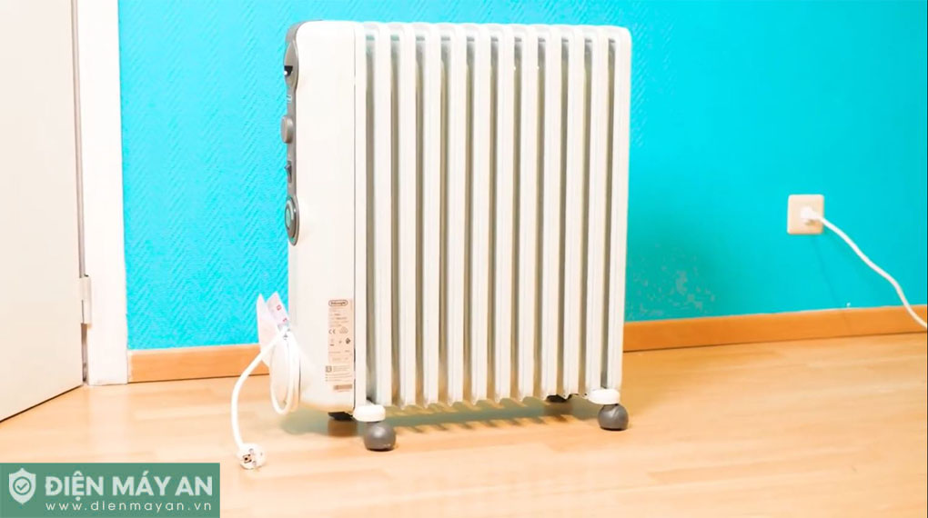 Máy Sưởi Dầu DeLonghi Radia S TRRS0920C